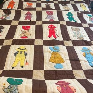 Vintage queen size quilt handmade sun bonnet Sue